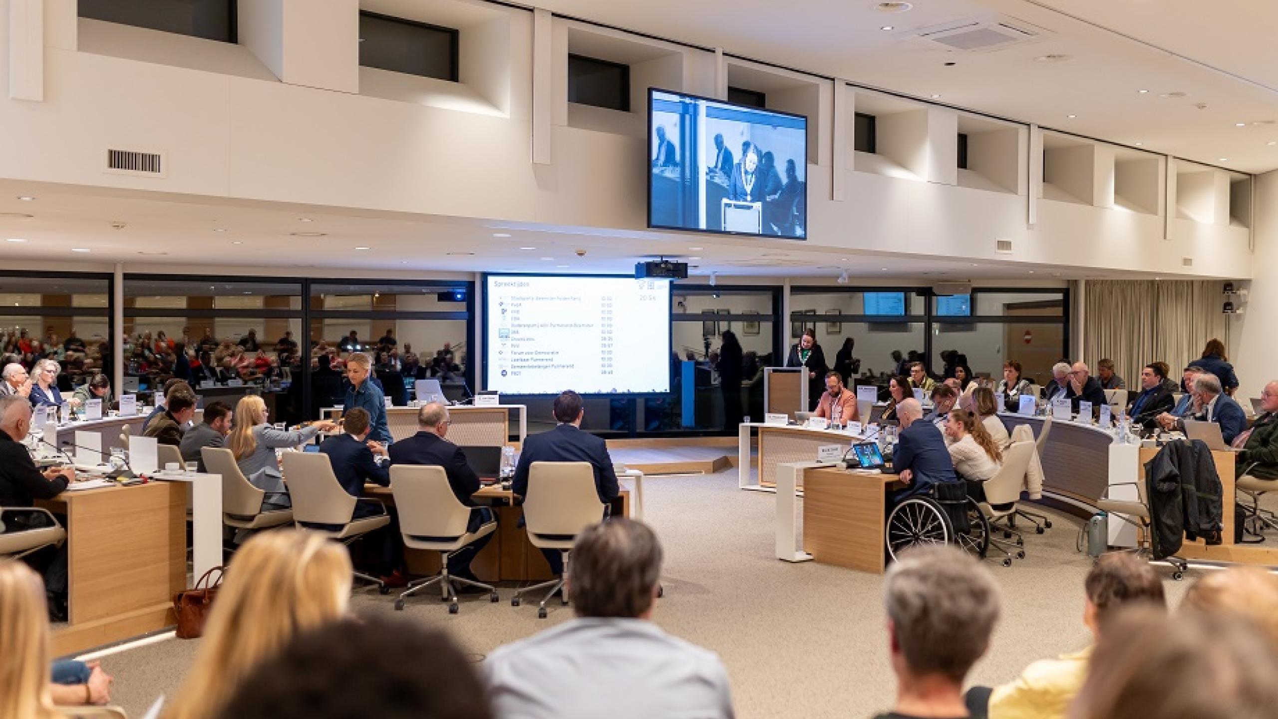 Raadzaal 2024